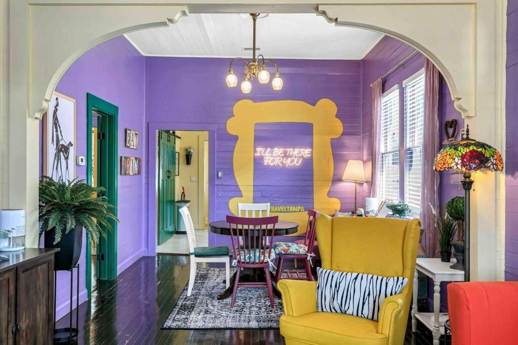 Friends Airbnb Themed 2Bed 2Bath Walkable To All Of Ybor Tampa Exteriér fotografie