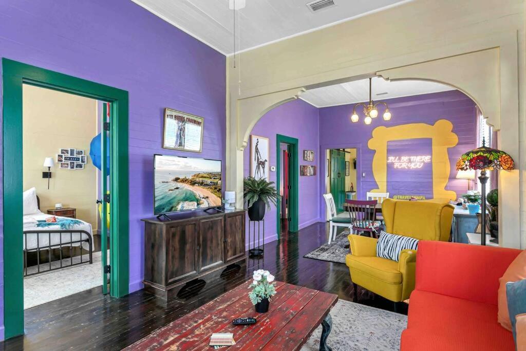 Friends Airbnb Themed 2Bed 2Bath Walkable To All Of Ybor Tampa Exteriér fotografie